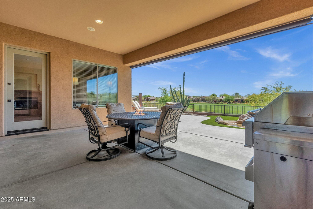 1715 W Ainsworth Drive - Photo 39