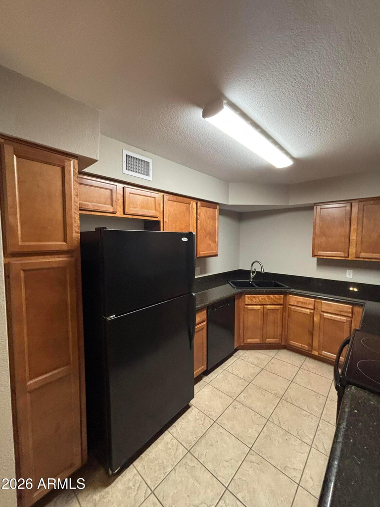 8787 E Mountain View Road - Photo 12