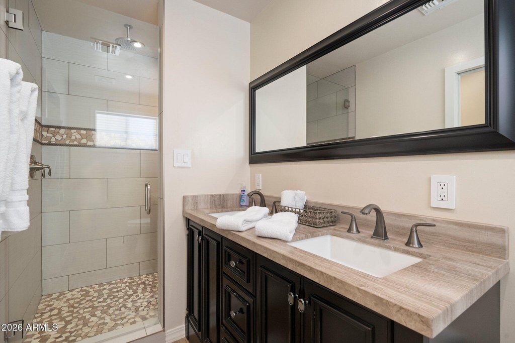 8625 E Lincoln Drive - Photo 18