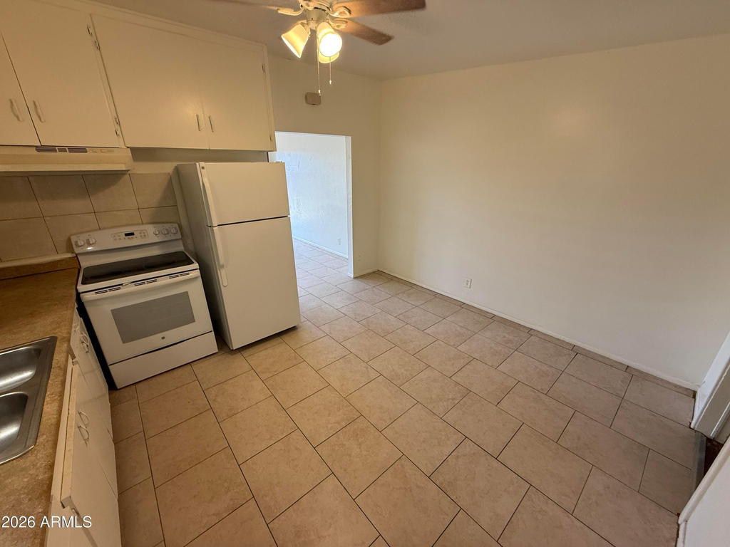3839 W Hazelwood Street - Photo 6
