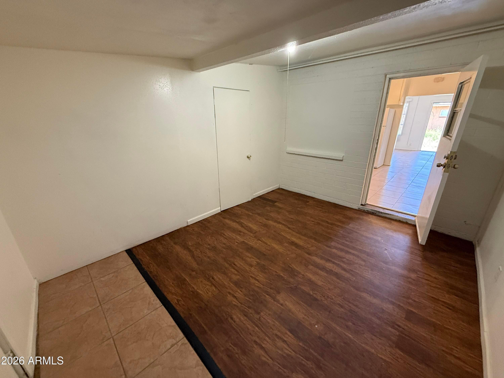 3839 W Hazelwood Street - Photo 12
