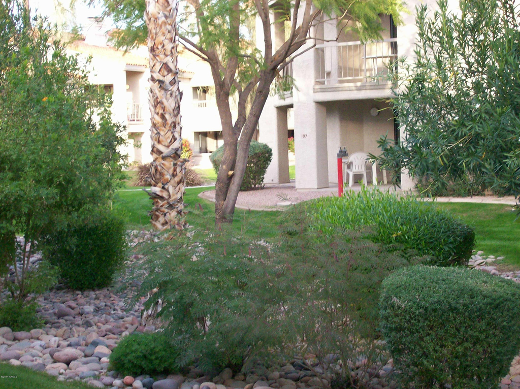 9445 N 94th Place - Photo 4
