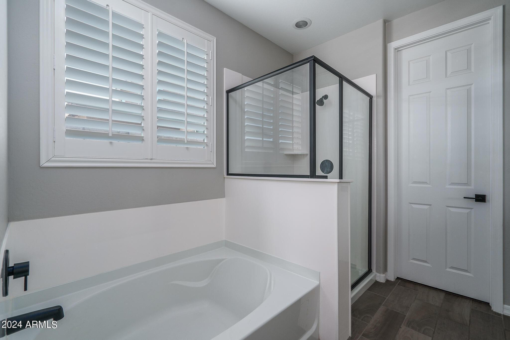 11987 S 172nd Avenue - Photo 10