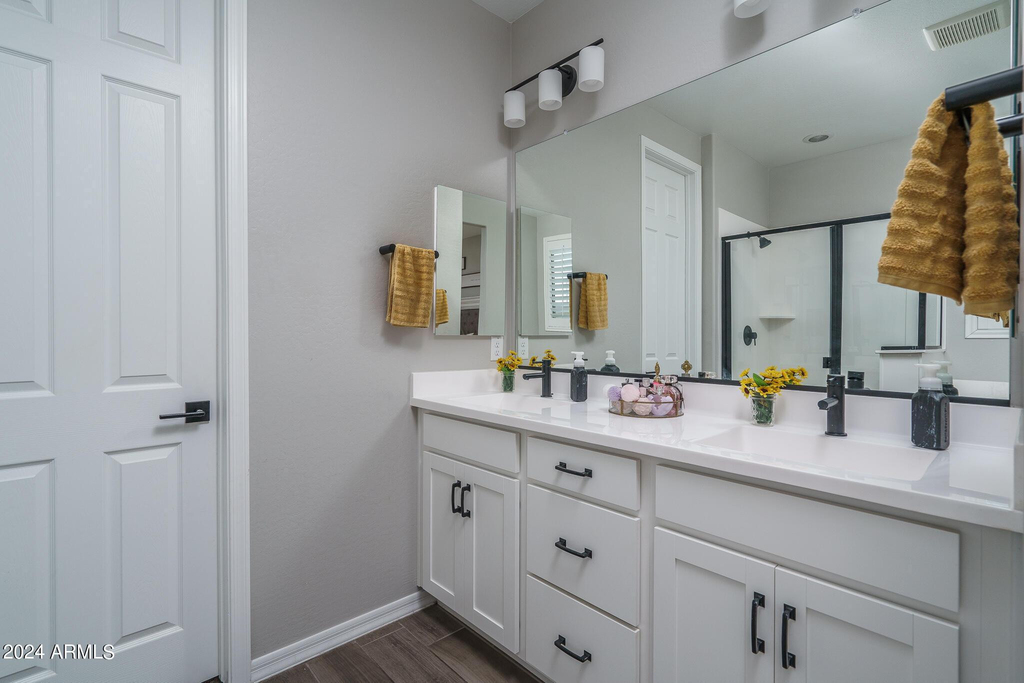 11987 S 172nd Avenue - Photo 11