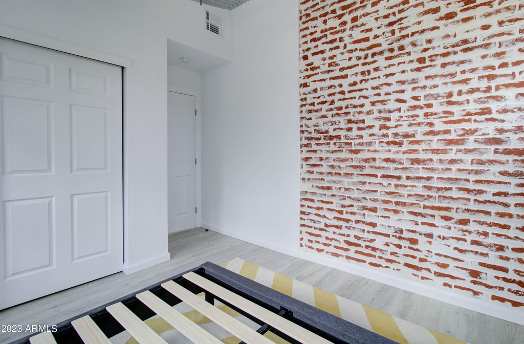258 S Sutherland Street - Photo 23