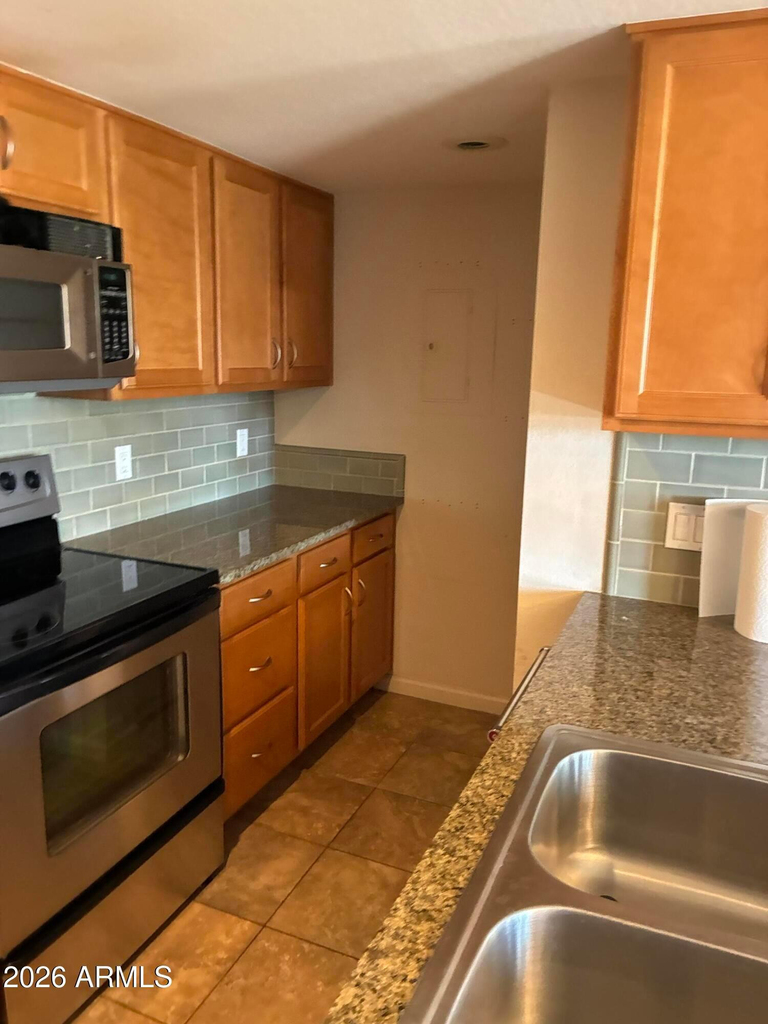 200 E Southern Avenue - Photo 11