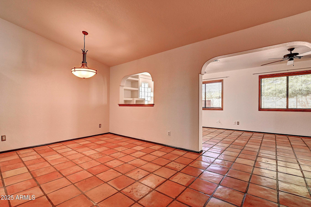 14004 N Sussex Place - Photo 5