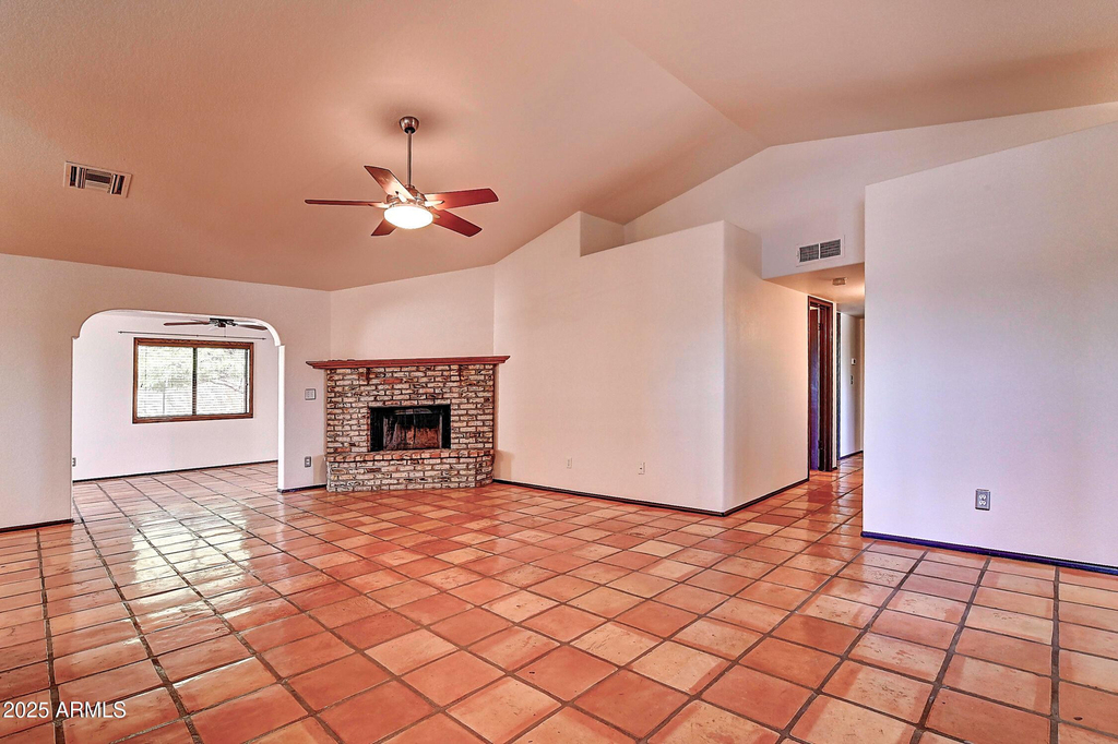 14004 N Sussex Place - Photo 12