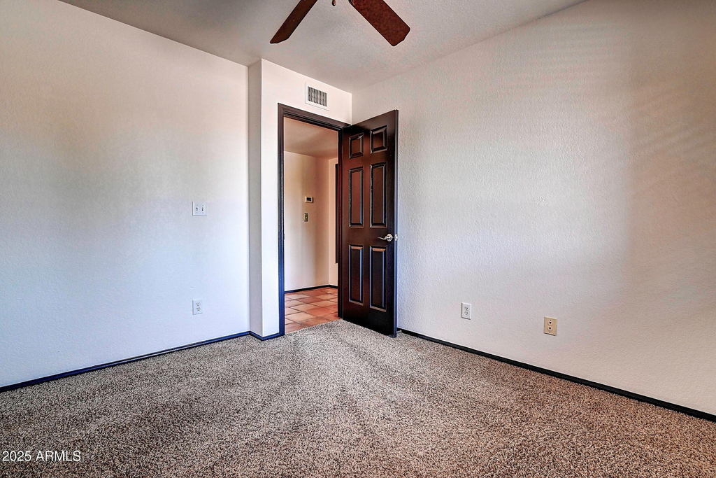 14004 N Sussex Place - Photo 24
