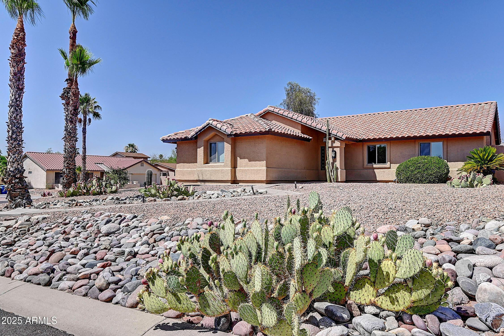 14004 N Sussex Place - Photo 6