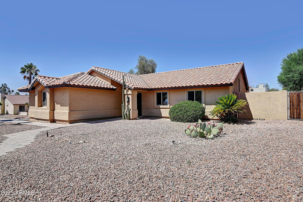 14004 N Sussex Place - Photo 9