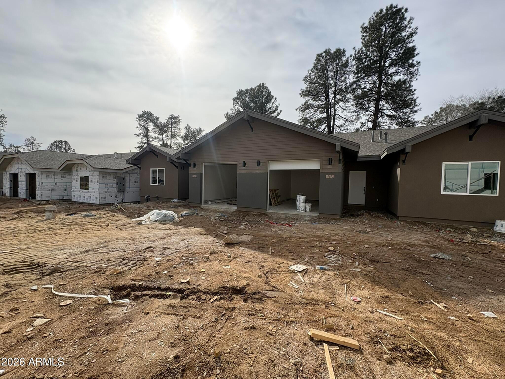 561 Sally Lane - Photo 4