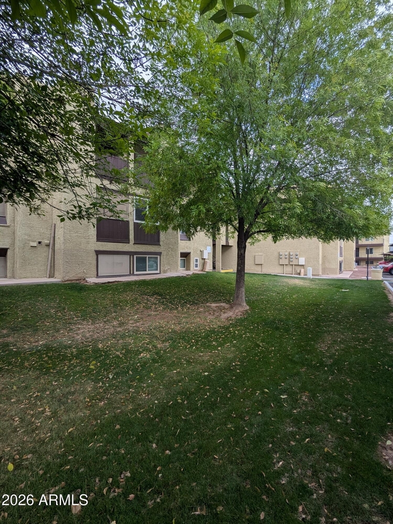 461 W Holmes Avenue - Photo 7