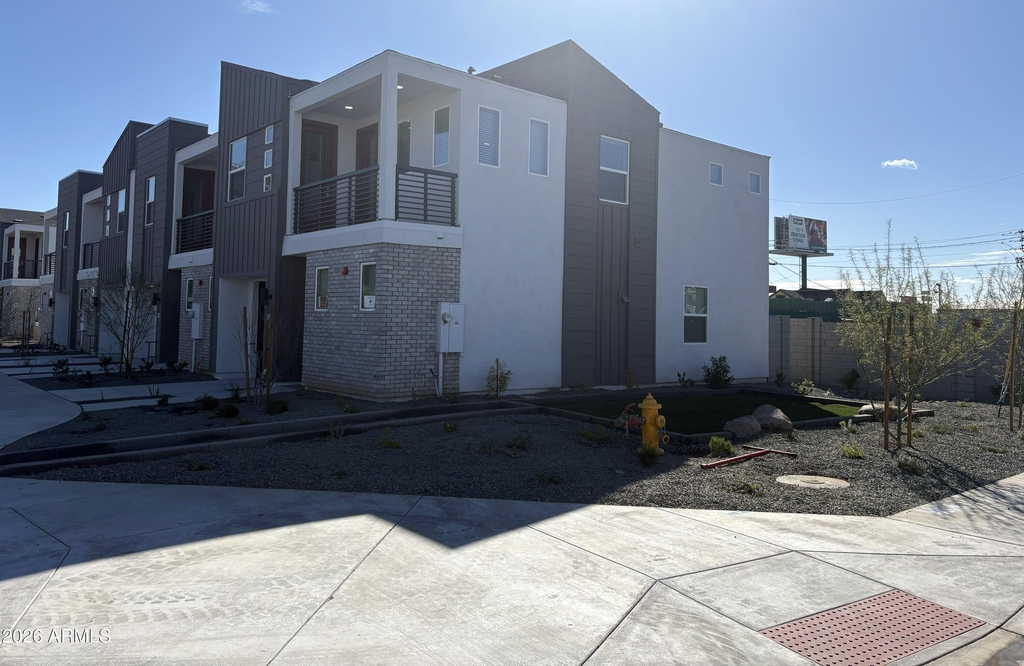 1019 E Pasadena Avenue - Photo 7