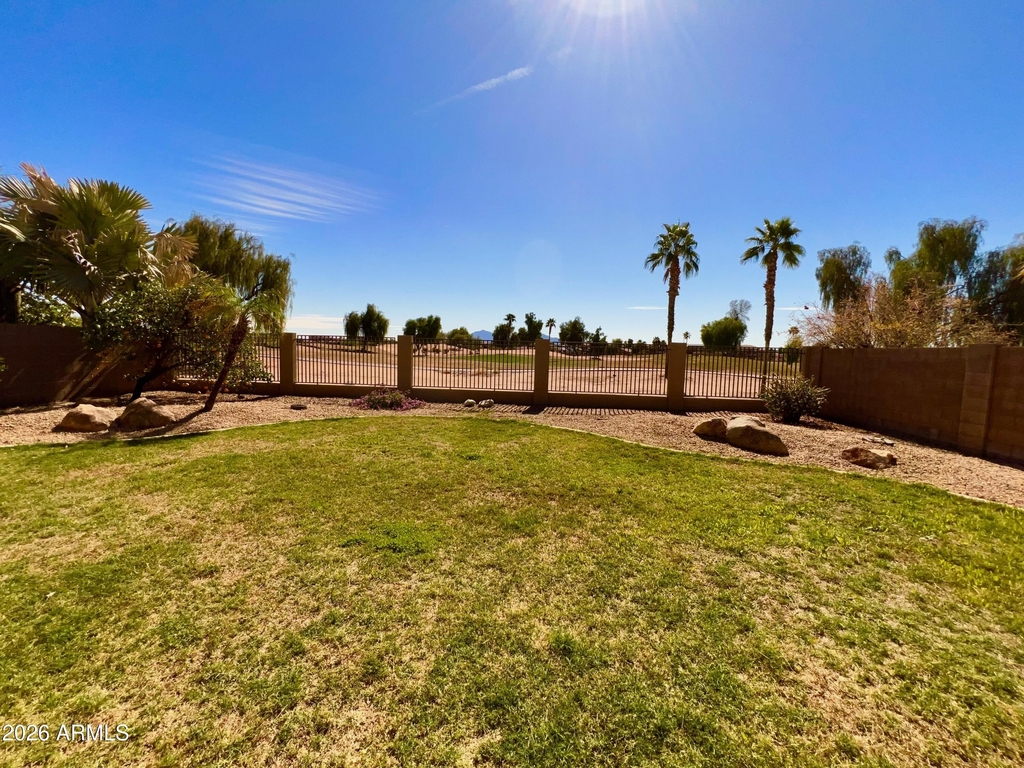 14313 W Alvarado Drive - Photo 18