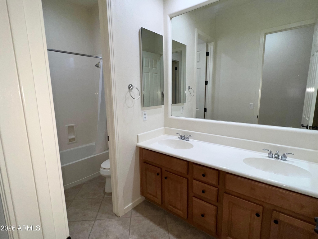14313 W Alvarado Drive - Photo 16