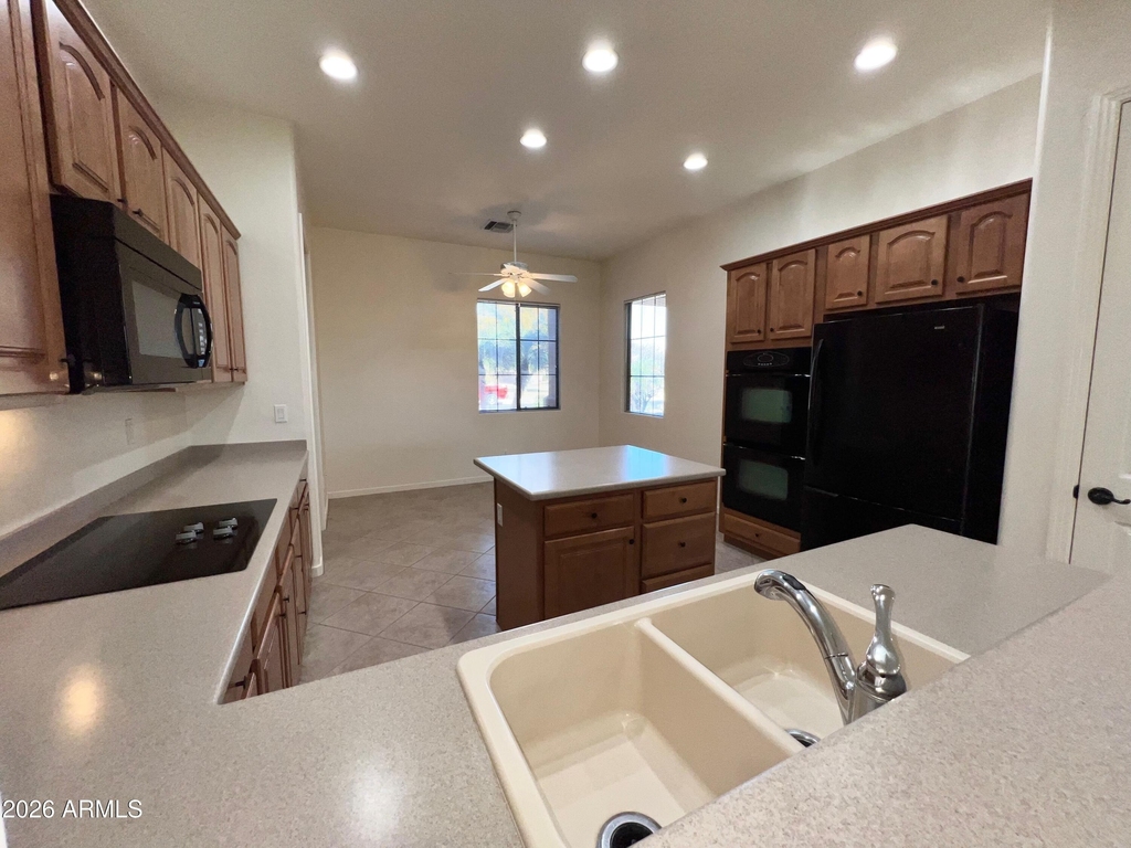 14313 W Alvarado Drive - Photo 7