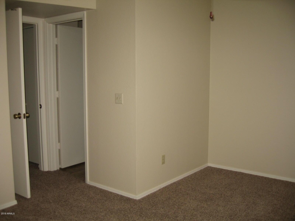 921 W University Drive - Photo 9