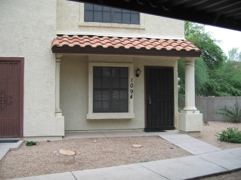 921 W University Drive - Photo 0