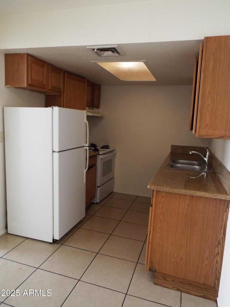 6713 W Palmaire Avenue - Photo 14