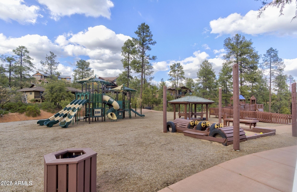 805 N Grapevine Circle - Photo 38