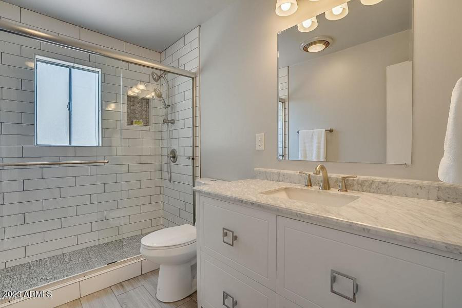 543 W 19th Street - Photo 11