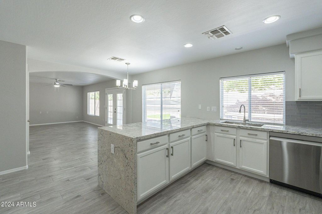 6326 W El Cortez Place - Photo 17