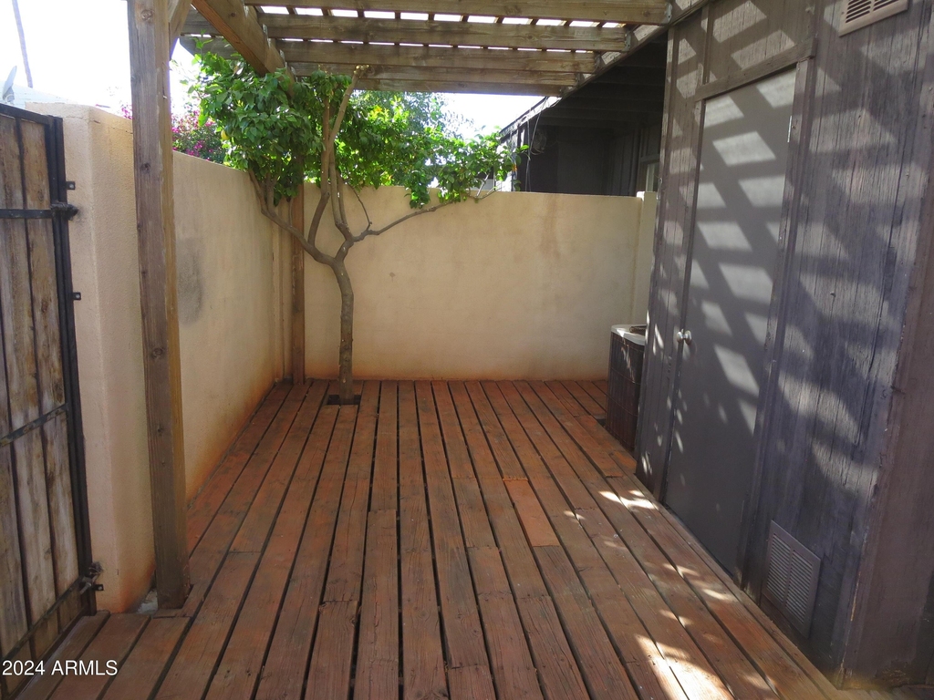 1450 E Bethany Home Road - Photo 13