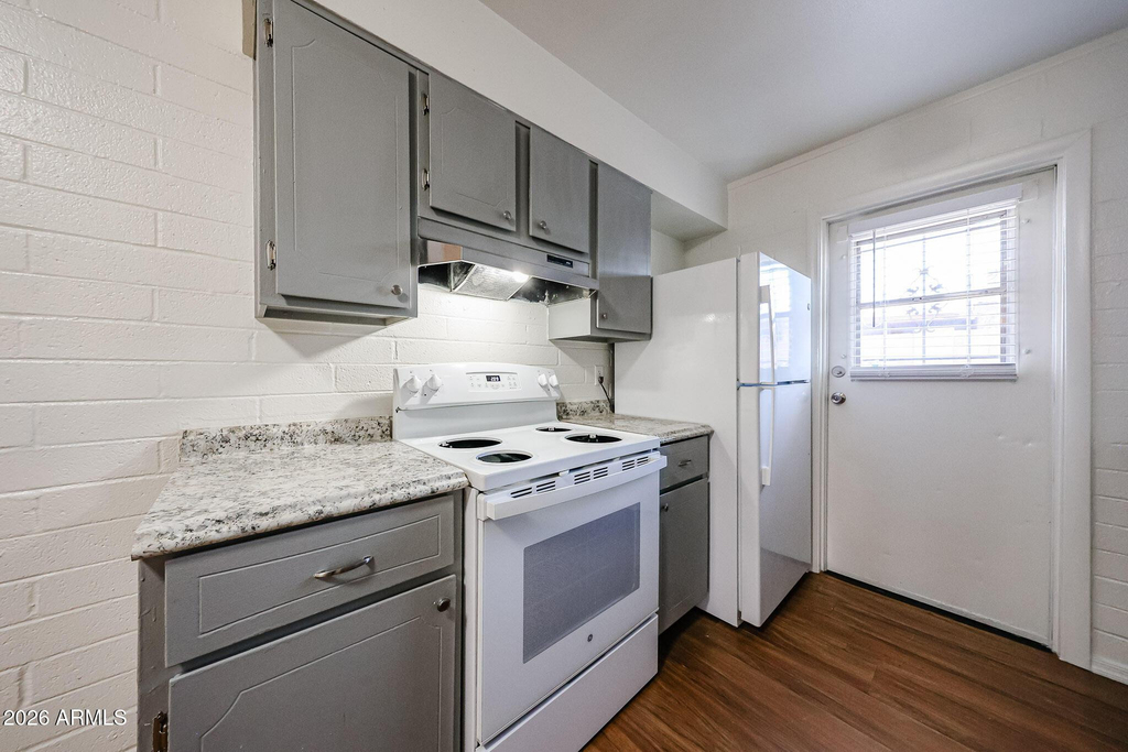 2226 W Heatherbrae Drive - Photo 9