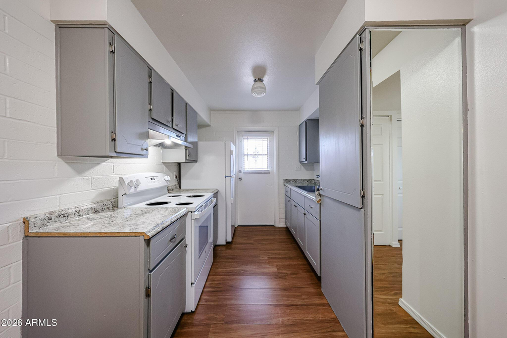 2226 W Heatherbrae Drive - Photo 8