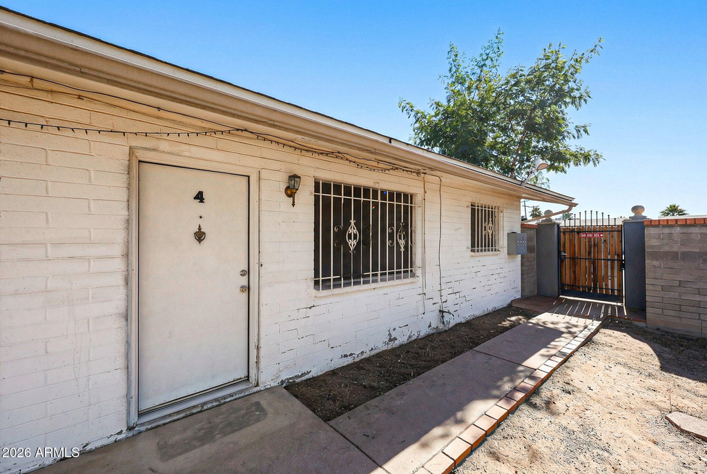 2226 W Heatherbrae Drive - Photo 3