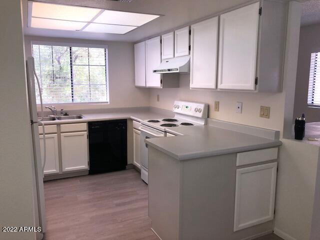 818 S Westwood -- - Photo 4