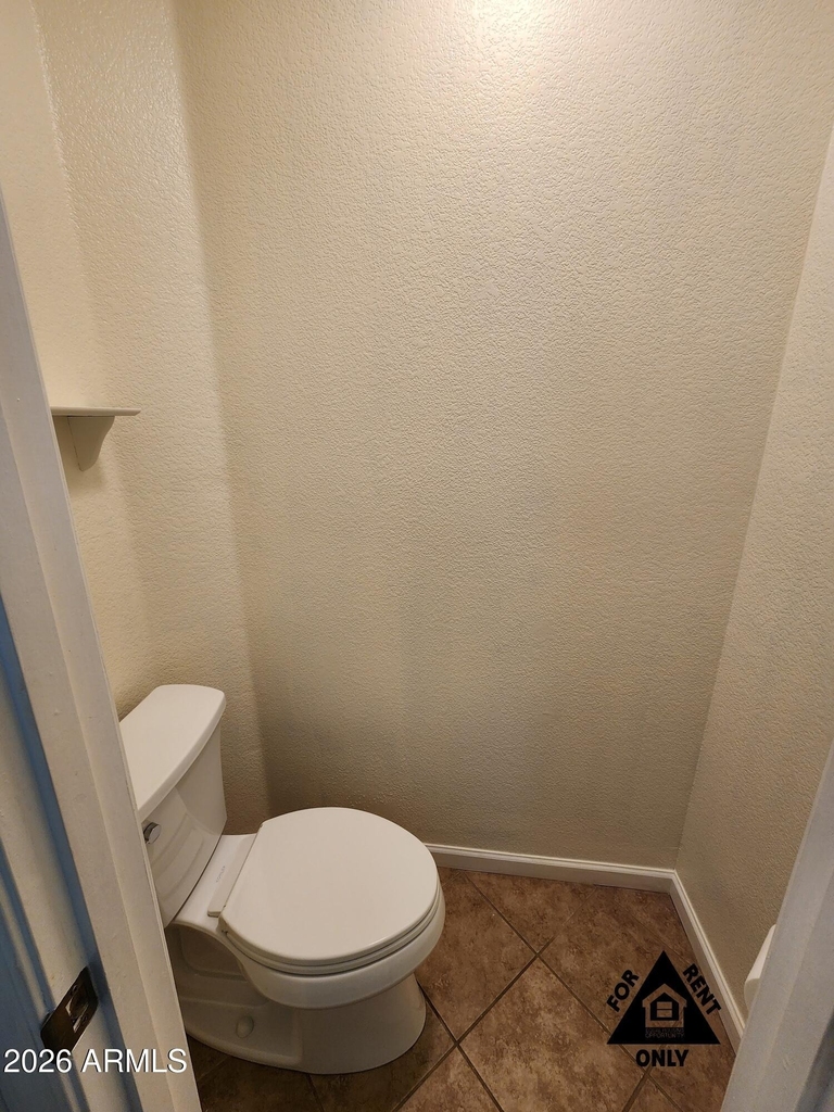 15548 W Catalina Drive - Photo 18