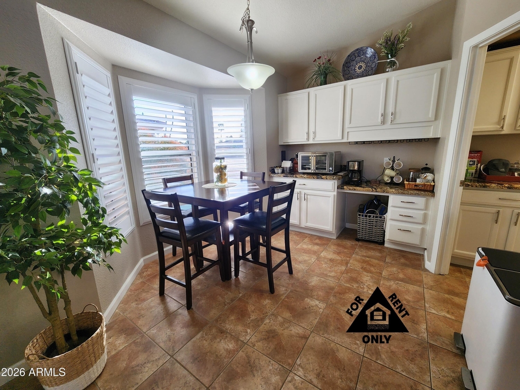 15548 W Catalina Drive - Photo 10