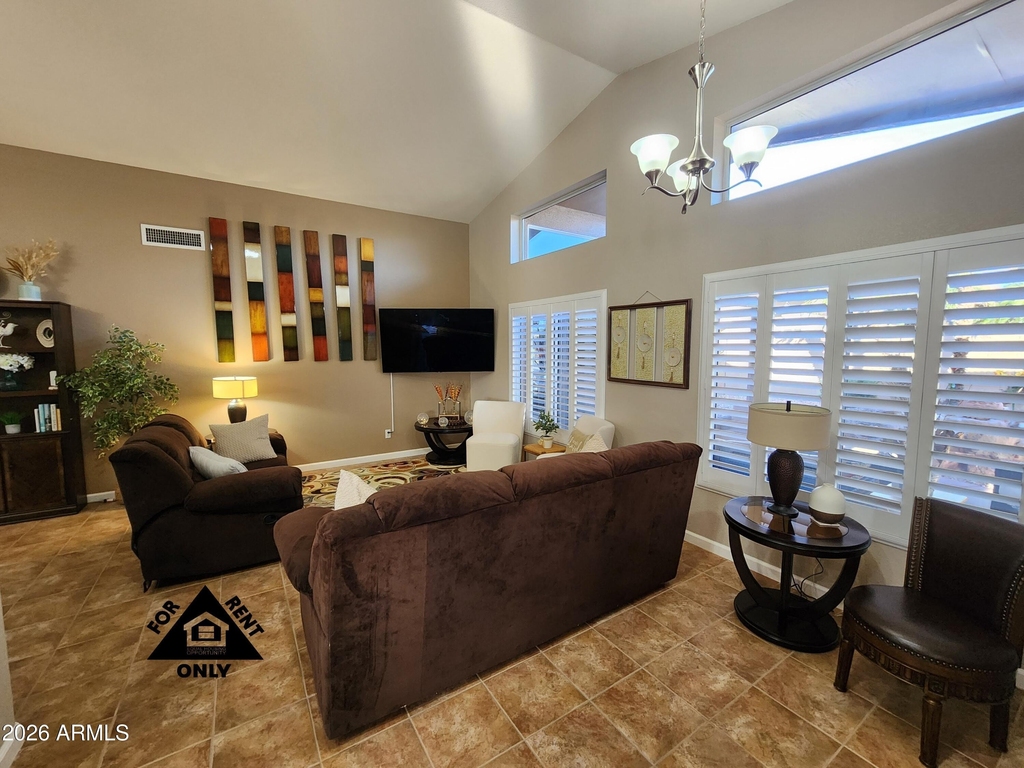 15548 W Catalina Drive - Photo 4