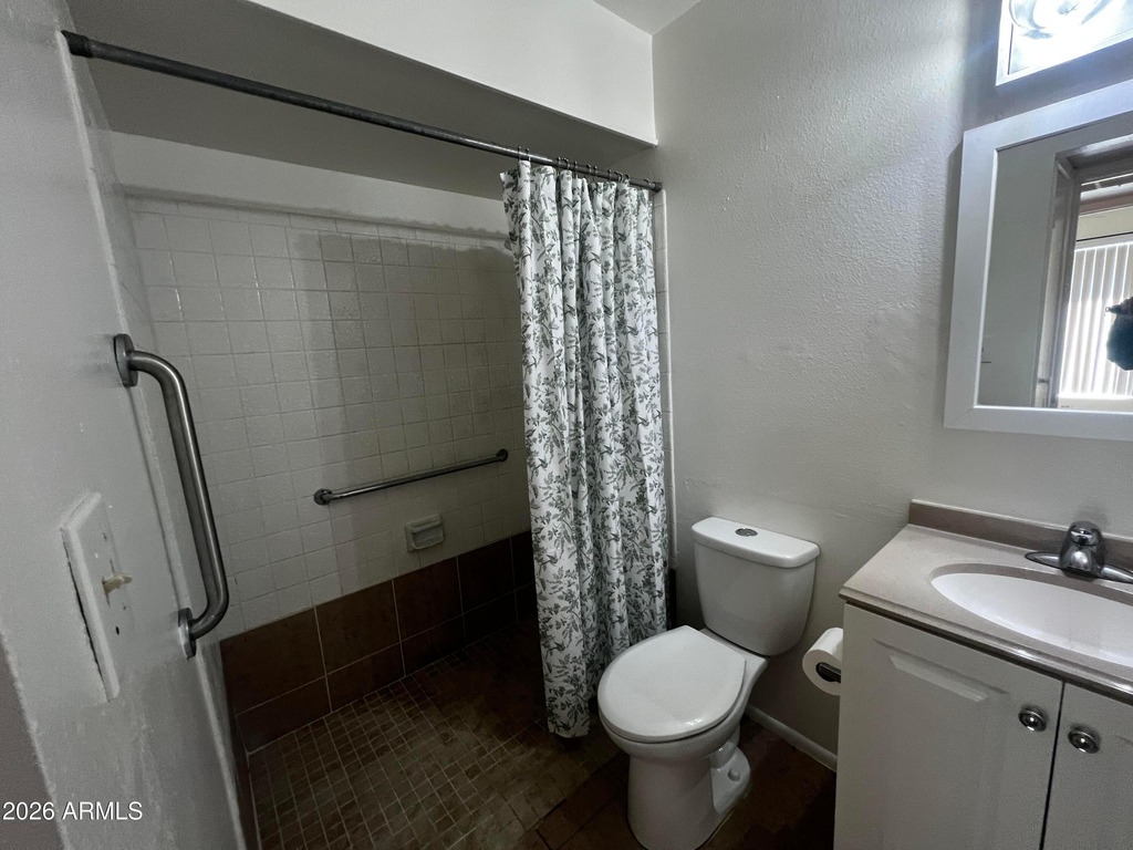 1550 W Knowles Avenue - Photo 5