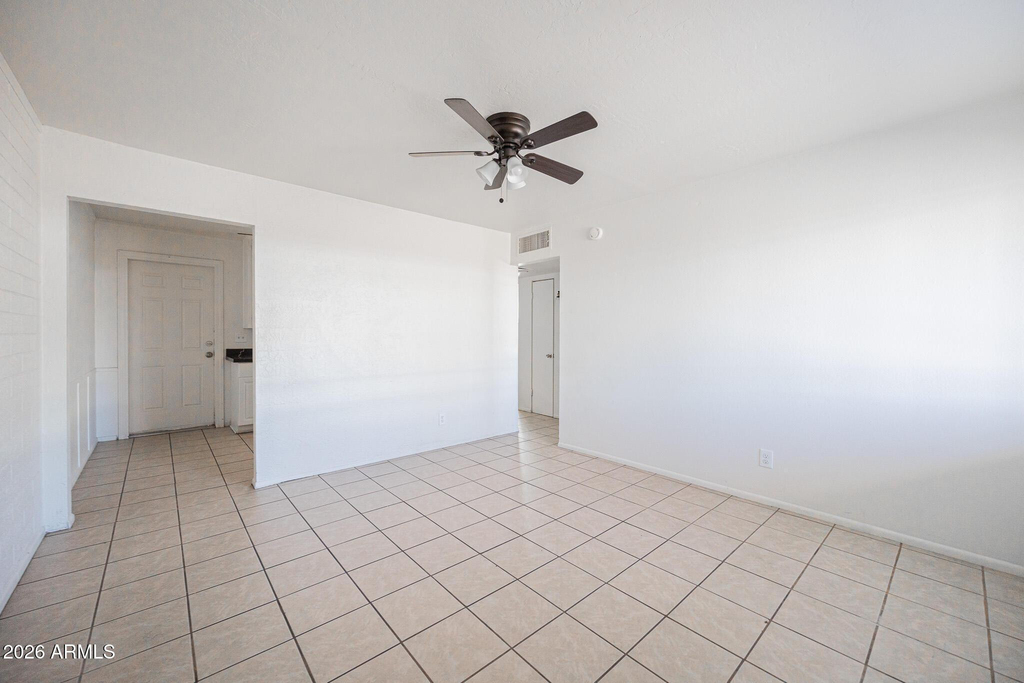 1915 N 26th Place - Photo 3