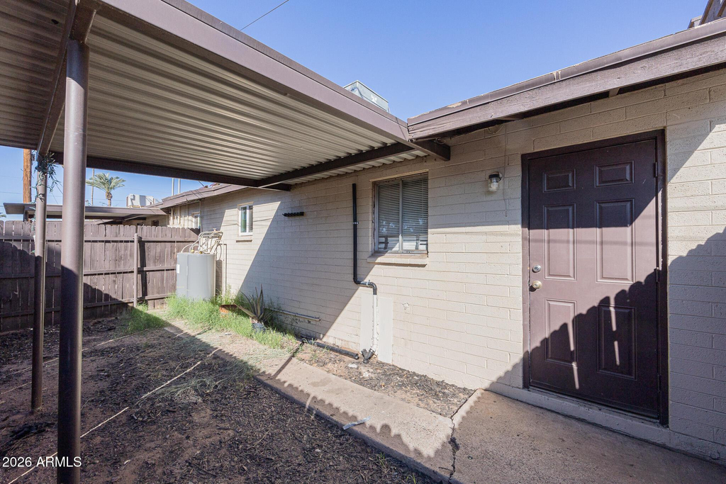 1915 N 26th Place - Photo 18