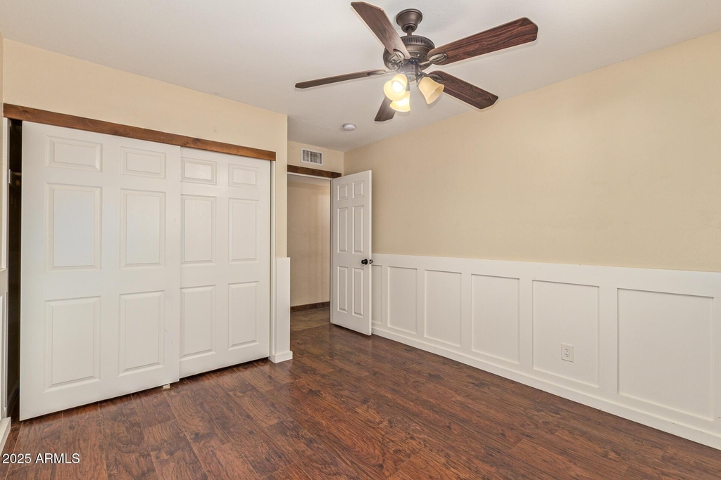 319 E Riviera Drive - Photo 21