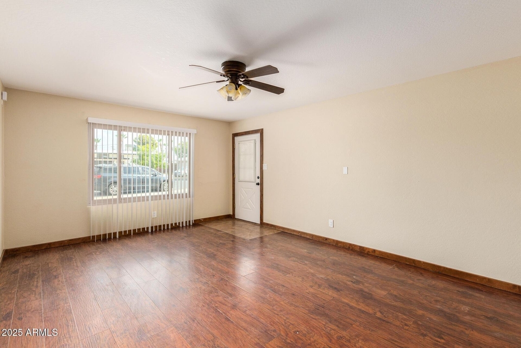 319 E Riviera Drive - Photo 0