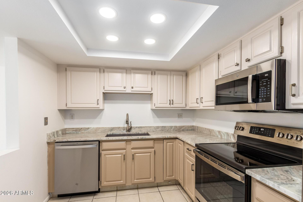 7840 E Camelback Road - Photo 0