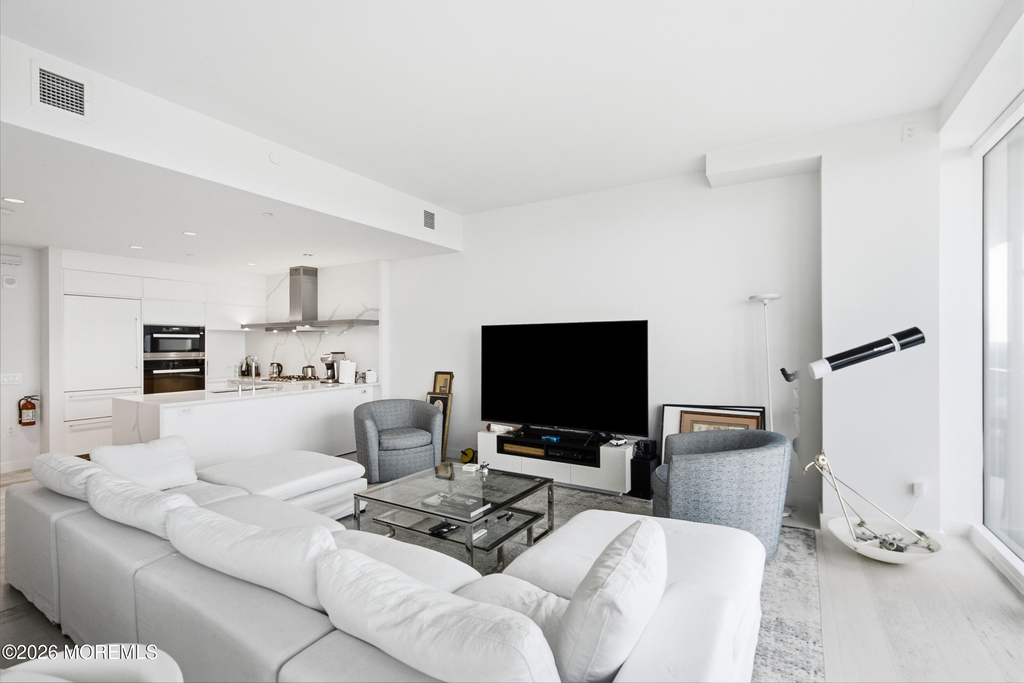 1101 Ocean Avenue N - Photo 45