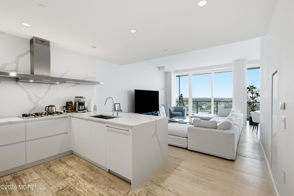 1101 Ocean Avenue N - Photo 37