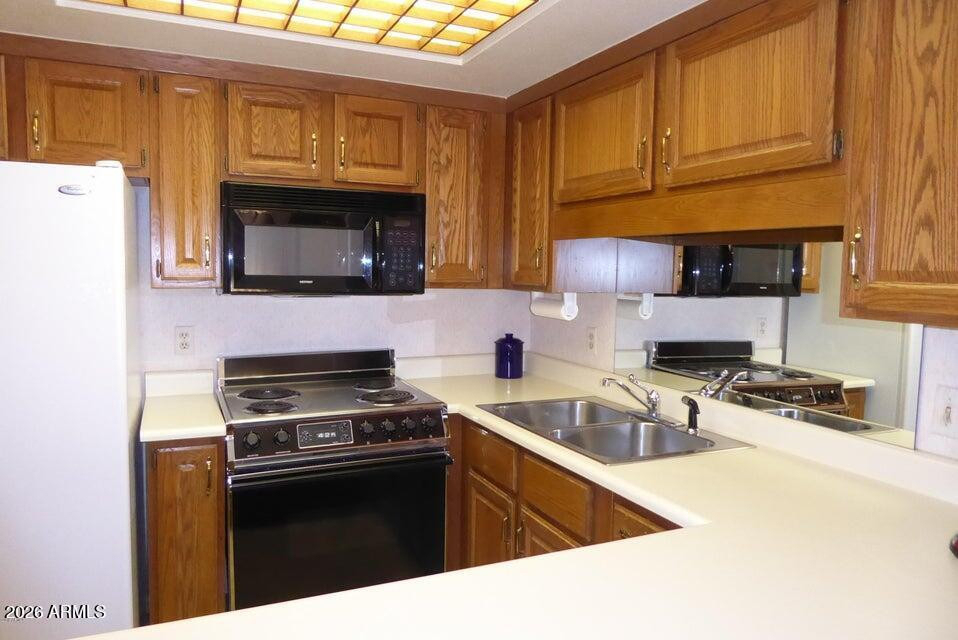 10330 W Thunderbird Boulevard - Photo 6