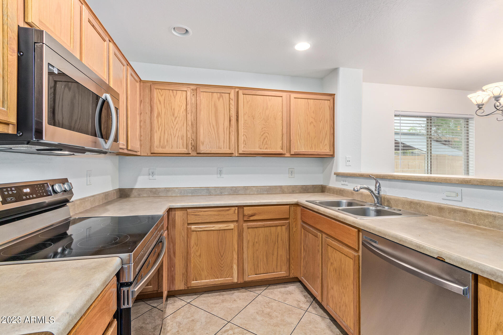 2521 W Desert Spring Way - Photo 16