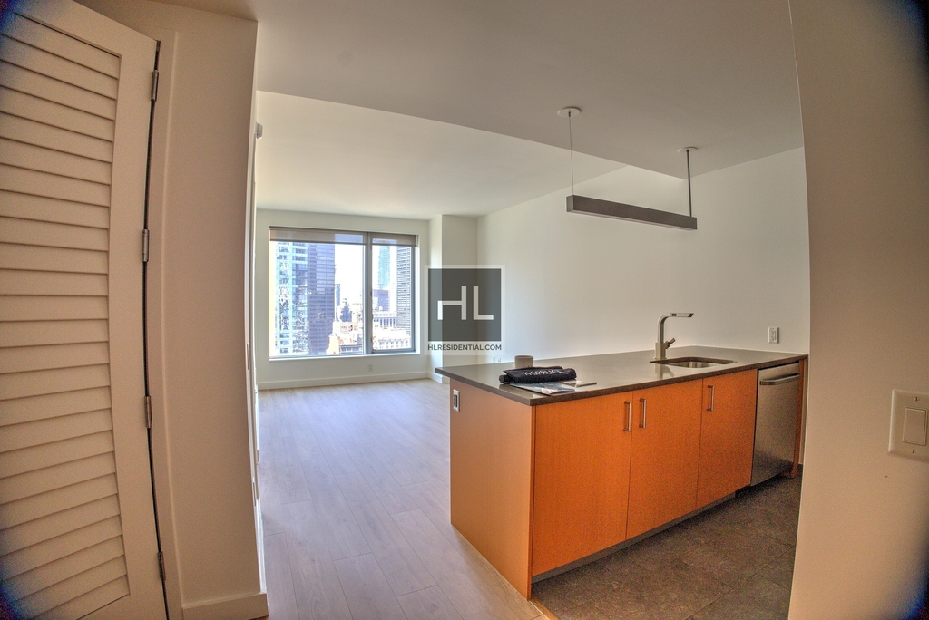 Spruce Street - Photo 23