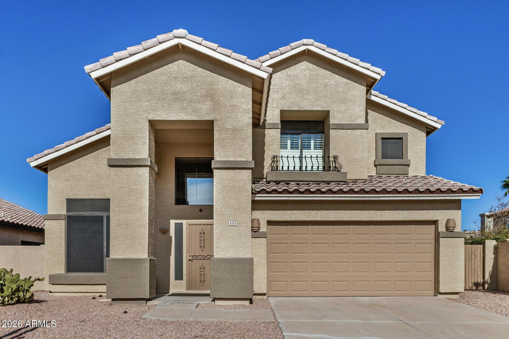 4334 E Anderson Drive - Photo 0