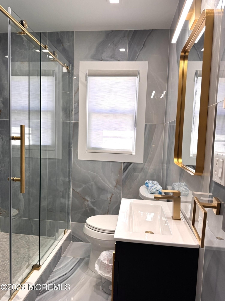 70 Maryland Avenue - Photo 10