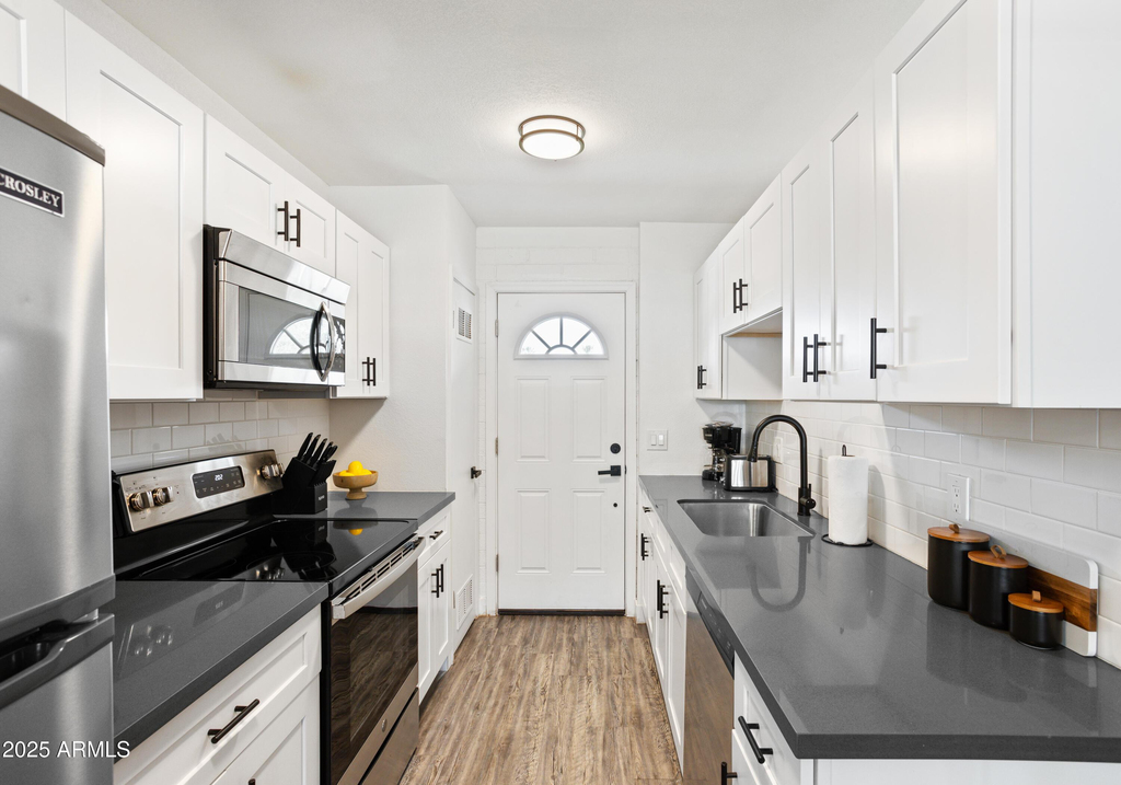 4534 N 74th Street - Photo 6