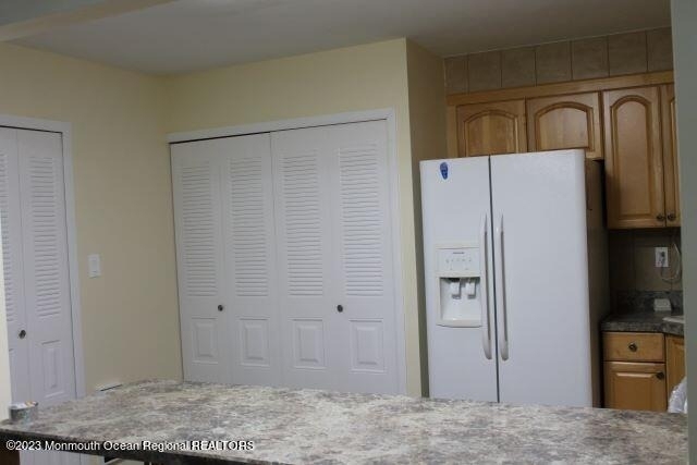 134 Amberly Drive - Photo 2